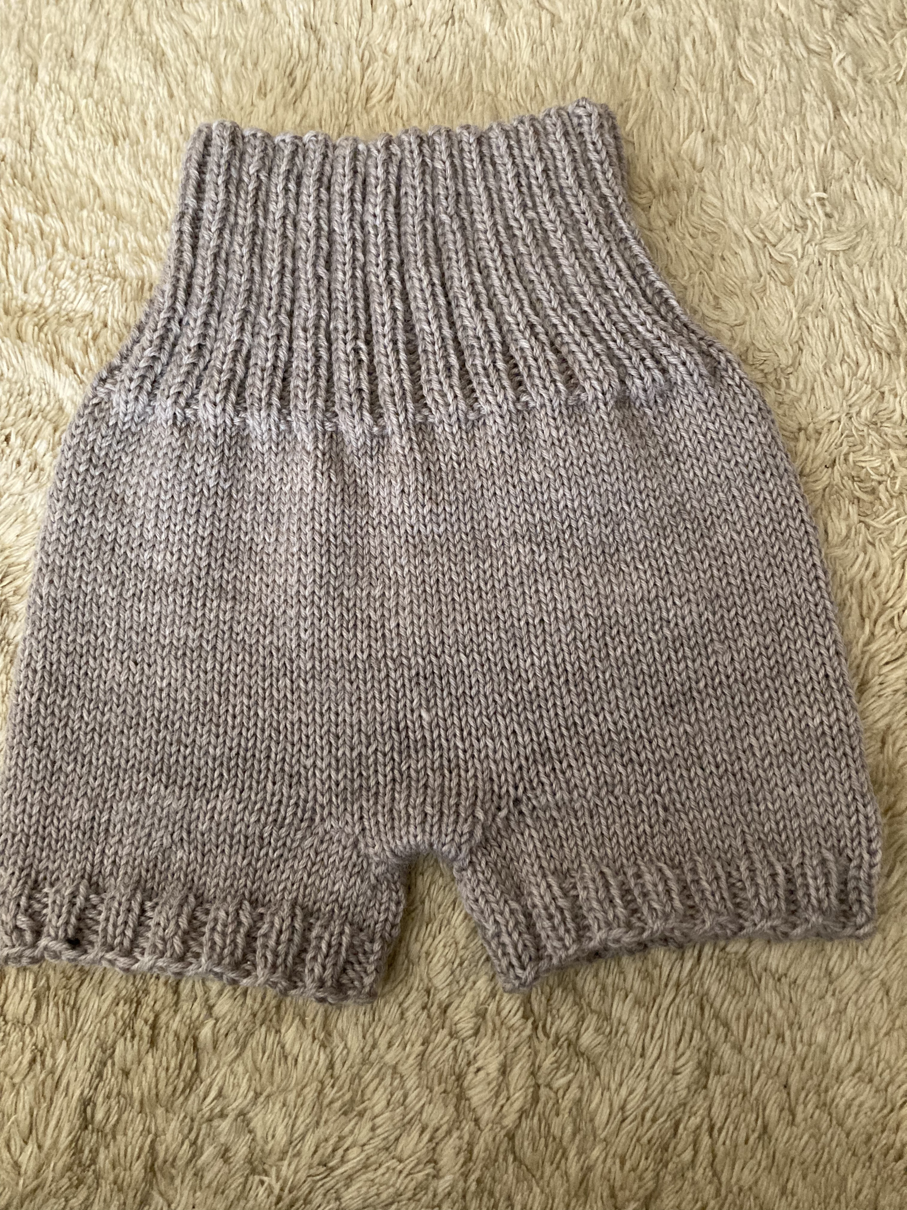 手編み毛糸のパンツ　大人Mサイズ