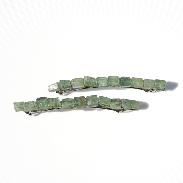 原石管★綠色藍晶石細髮夾~竹 第5張的照片