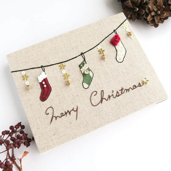 刺繍ファブリックパネル “  Christmas. ガーランド (A) " | F0サイズ18×14cm 2枚目の画像