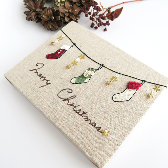 刺繍ファブリックパネル “  Christmas. ガーランド (A) " | F0サイズ18×14cm 3枚目の画像