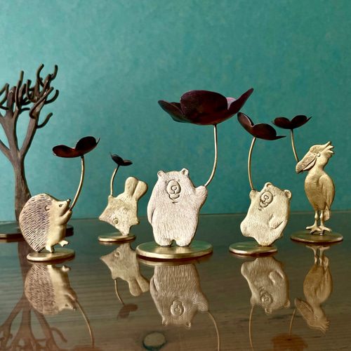 受注制作「大きなお花を持ったクマ」真鍮オブジェ 立体・オブジェ 藤田