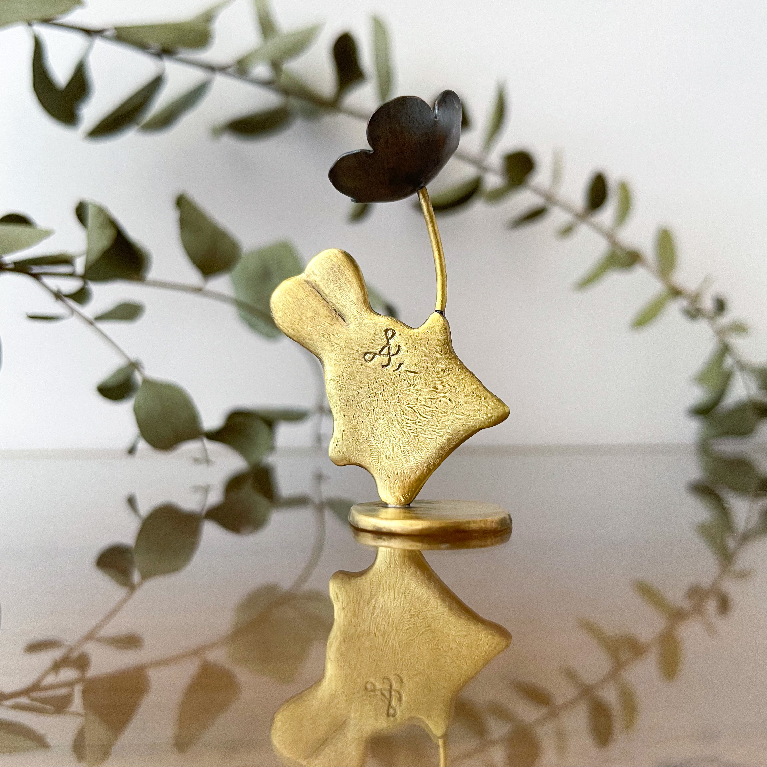 受注制作「大きなお花と小さなうさぎさん」真鍮オブジェ