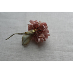 【布花】紫陽花のコサージュ（ライトレッド） 8枚目の画像