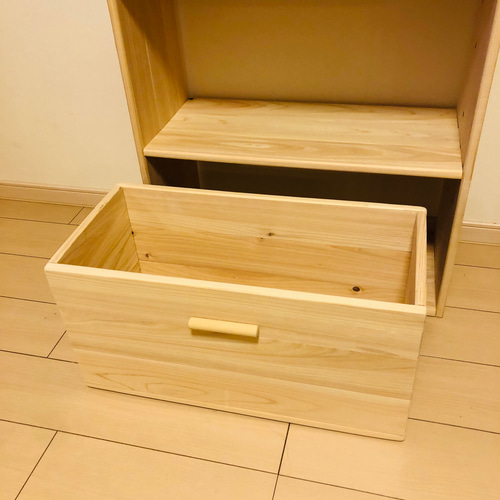 空気を綺麗にする絵本棚 ひのき 桧 ブックシェルフ 無垢材家具 本棚 