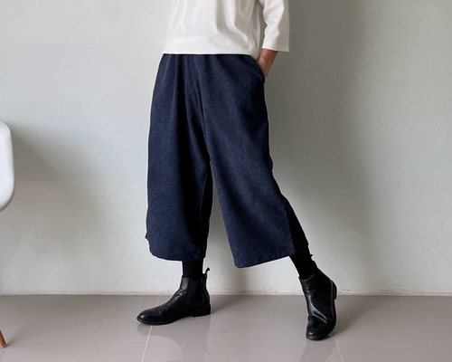 マルニ　コーデュロイワイドパンツ　ネイビー　48 12/9発売【UNIQLO and MARNI】「コーデュロイタックパンツ」が