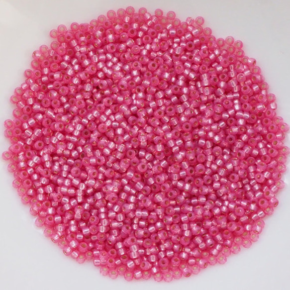 特小ビーズ バラパック 556 アバラス銀引ピンク 1枚目の画像