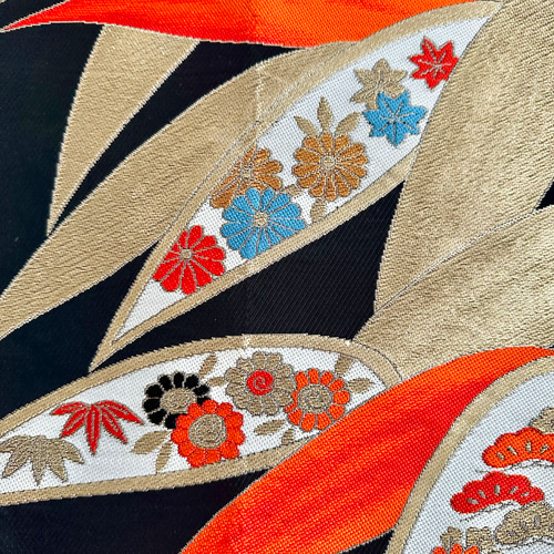 帯のタペストリー 漆黒に美しい笹の葉 着物リメイク インテリア 掛け軸