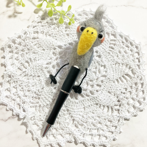 ハシビロコウ好きさんのための 存在感たっぷり 羊毛フェルト オリジナルマスコット カスタムボールペン shoebill 1枚目の画像