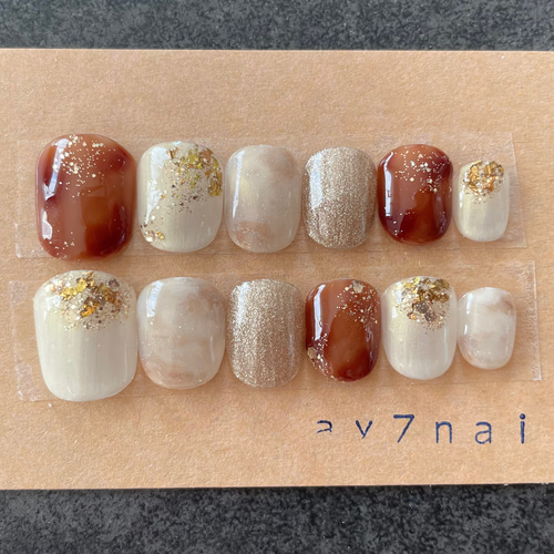 ニュアンスネイル べっ甲ネイル 秋冬ネイル 大人ネイル ベリーショート  