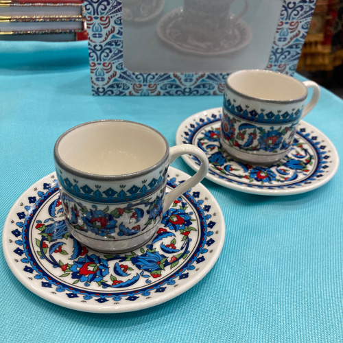 New】トルココーヒーカップ2客セット Box入り ティーカップ Alii New】トルココーヒーカップ2客セット Box入り ティーカップ Alii