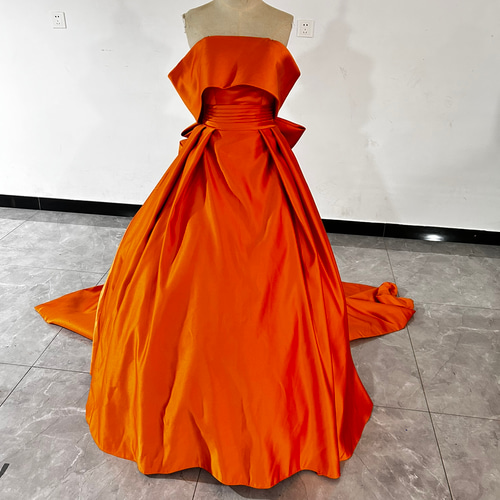 可愛い リボン ロングトレーン オレンジ 色直し 光沢サテン 前撮り  