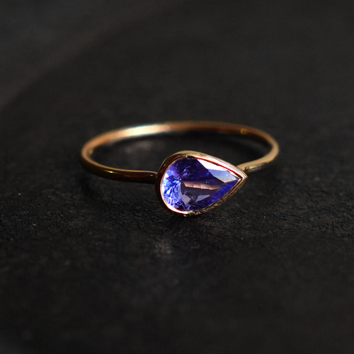 極美品K10YGタンザナイト・リング（sowi）agete、nojess好きも ビズー公式】タンザナイト×ダイヤモンドK18/PTリング・フラヴィ | 希少