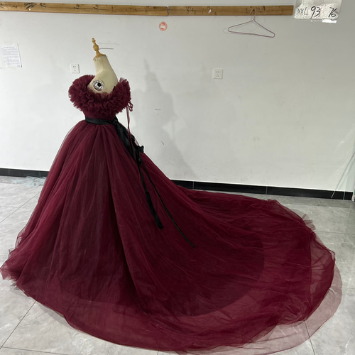 高品質！ボルドーカラードレス オフショルダーの2WAYドレス 取り外し  