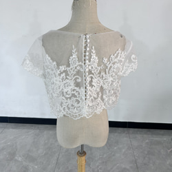 ボレロ 花柄のモチーフ刺繍が美しく 短袖 クルーネック 花嫁/ブライズメイド/結婚式 3枚目の画像