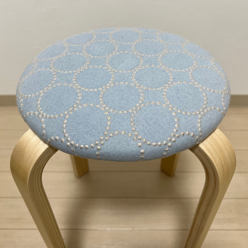 ミナペルホネン スツール タンバリン 丸椅子 【ライトグレー/ネイビー