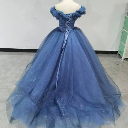 美品！ブルー パーティードレス プリンセスライン キラキラチュール  
