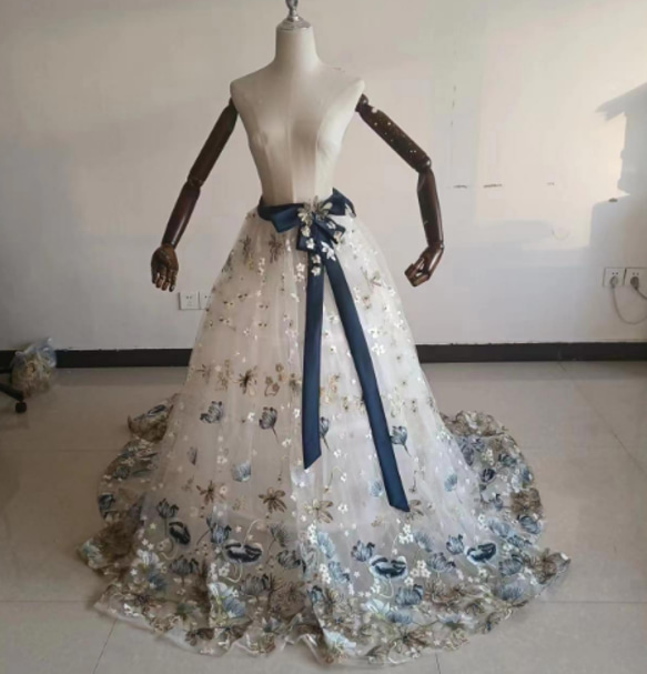 美品！ブルー パーティードレス プリンセスライン キラキラチュール  