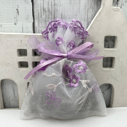 ○ラベンダーのサシェ 香り袋 紫 ハンドメイド 富良野 快眠 アロマ