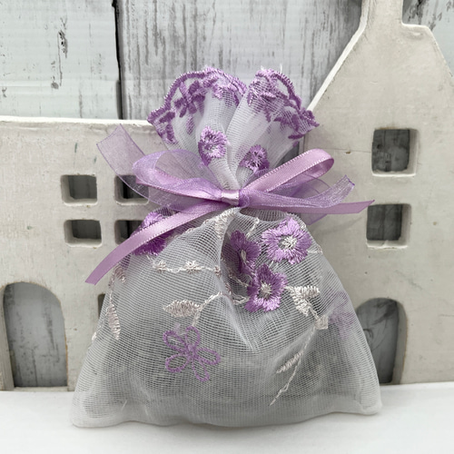 ○ラベンダーのサシェ 香り袋 紫 ハンドメイド 富良野 快眠 アロマ