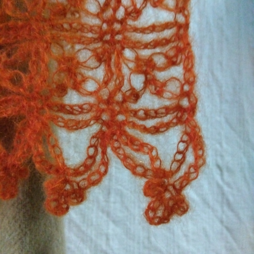 ブラッドオレンジモヘア かぎ針編みマフラー マフラー あみものヨシノ