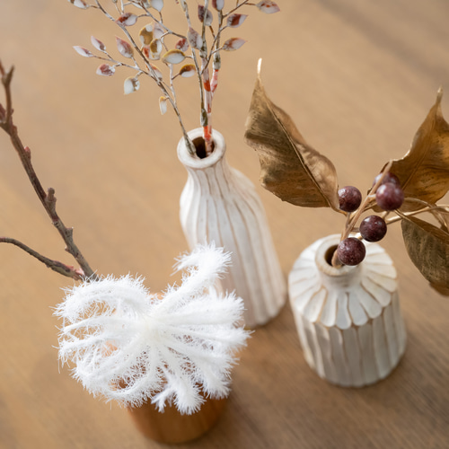 クリスマス ミルクガラス ソリ型 花器 ヒイラギ柄 フラワーベース b3183d7ceb83c349740201c3d54044