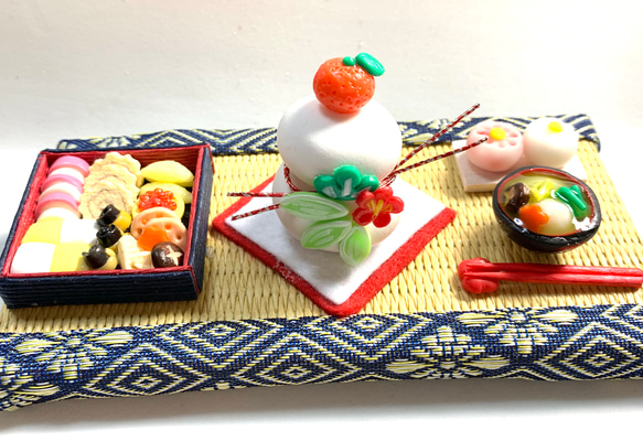 ☆お正月 鏡餅とお節料理飾り (受注生産) 樹脂粘土 ミニチュア