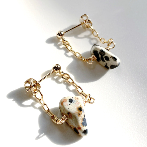 天然石ダルメシアンジャスパーのチェーンフープピアス ピアス