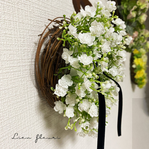 かすみ草のリース型リングピロー お花 ラタン リース 幸せのリング