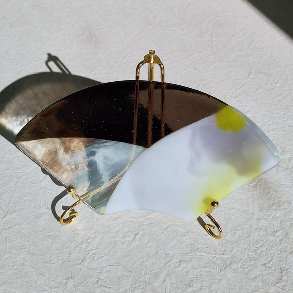 和風デザインの円形ガラスプレート 和風デザインの円形ガラスプレート