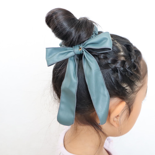 レザーリボンシュシュ ヘアアクセサリー 秋冬 おしゃれ 大人 キッズ