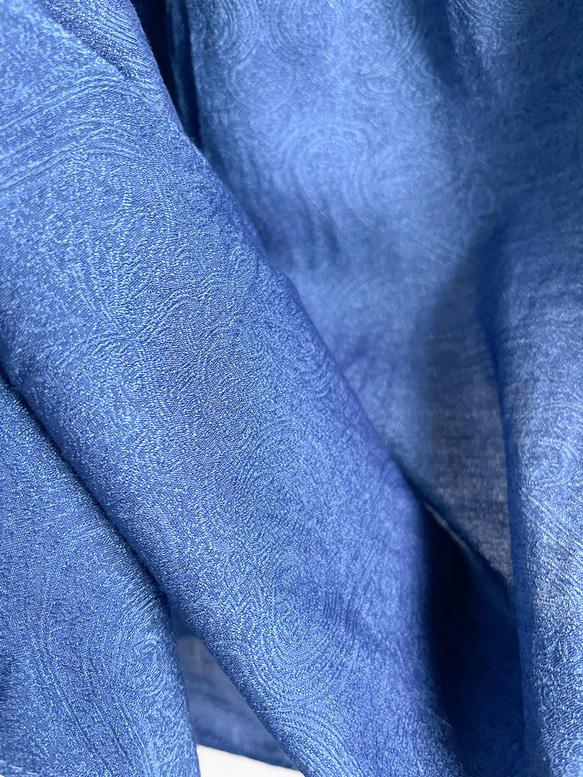 送料無料 藍染シルクストール ペイズリー柄　blue wind　薄手のシルク使用 3枚目の画像