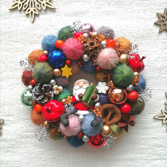 新作】毛糸玉リース☆white gold winter