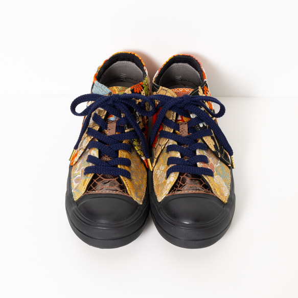 KIRAKU / Size 25.0cm 靴職人のリメイクスニーカー 菊文様 着物帯スニーカー 5枚目の画像