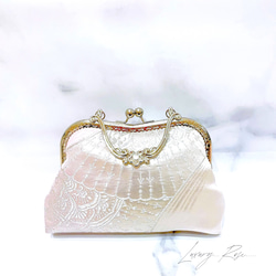 限定1点物♡本真珠加工！格の高い煌めき濃密刺繍のスノーホワイトピンクの高級フォーマルバッグ　パーティーバッグ 2枚目の画像