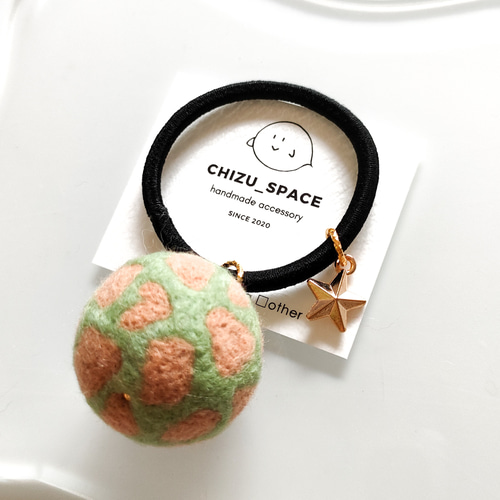 No.49》カラフルな羊毛フェルトのヘアゴム ヘアゴム chizu 通販