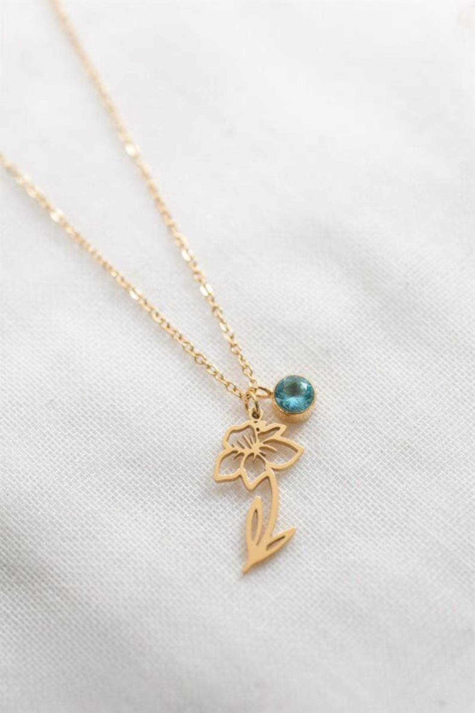 オーダーメイド 誕生花 名入れネックレス シルバー 誕生石 名前ネームネックレス カスタムネックレス花 誕生日周年記念日