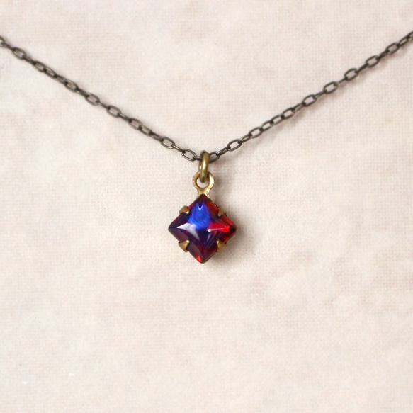 炎のような青光を放つヴィンテージガラスDragon's breath スクエア