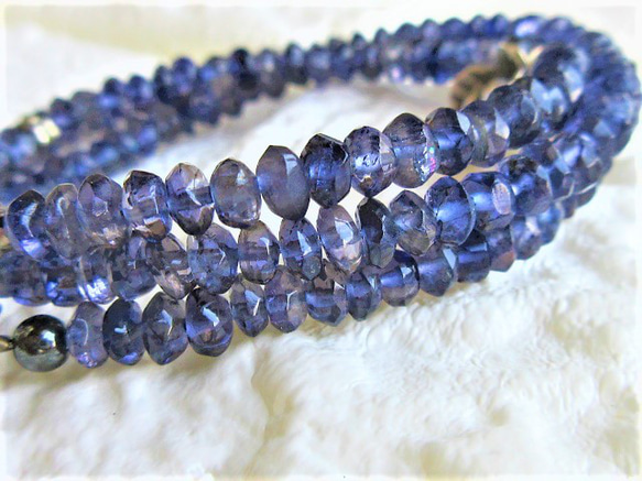 【A32】　ネックレス　天然石ビーズ　梅銀細工　カットアイオライト　半貴石　３月誕生石 9枚目の画像