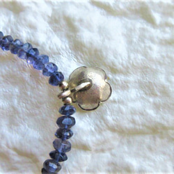 【A32】　ネックレス　天然石ビーズ　梅銀細工　カットアイオライト　半貴石　３月誕生石 11枚目の画像