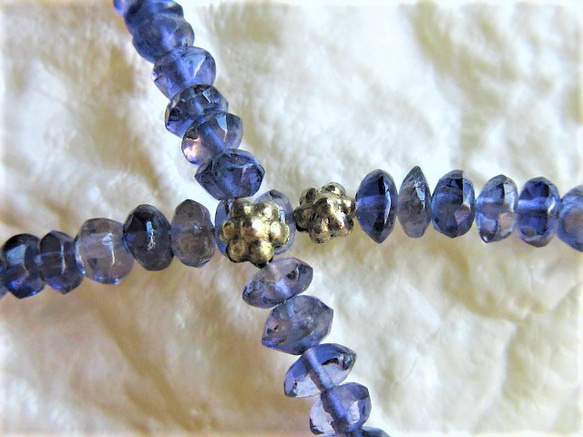 【A32】　ネックレス　天然石ビーズ　梅銀細工　カットアイオライト　半貴石　３月誕生石 13枚目の画像