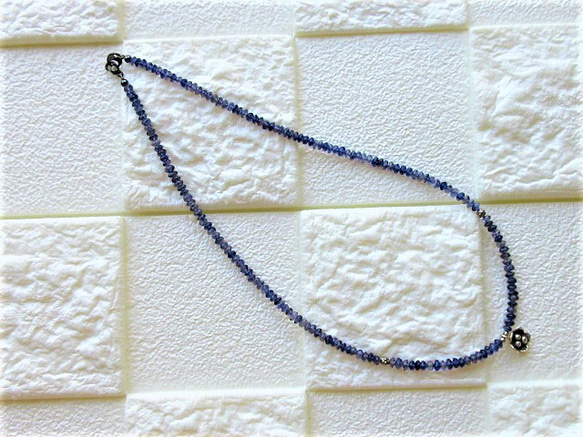 【A32】　ネックレス　天然石ビーズ　梅銀細工　カットアイオライト　半貴石　３月誕生石 14枚目の画像