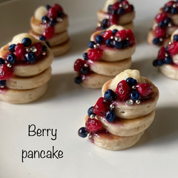 チーズバーガーチャーム ミニチュアパン フェイクフード 樹脂粘土