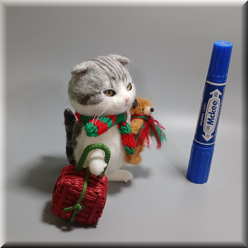 羊毛フェルト　猫　子猫　サバ白ねこちゃん 羊毛フェルト猫子猫サバ白ねこちゃん