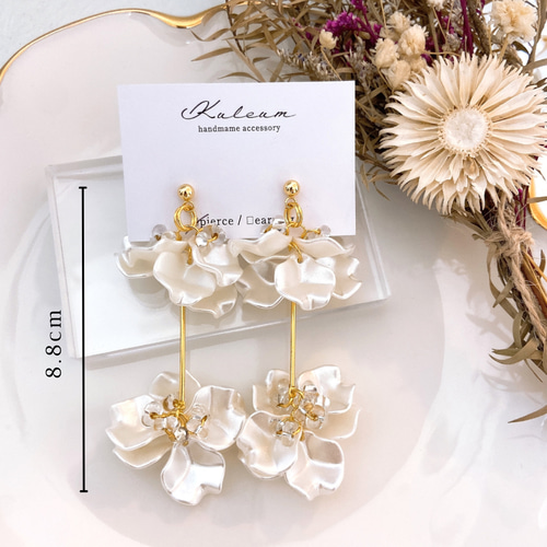 アレルギー対応】結婚式•お呼ばれに♪ 2連 フリル 花びら 大ぶり  