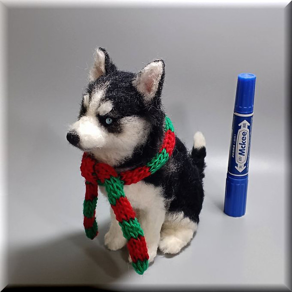羊毛フェルト　犬　シベリアンハスキー　いぬ　イヌ　犬フィギュア　クリスマス 1枚目の画像
