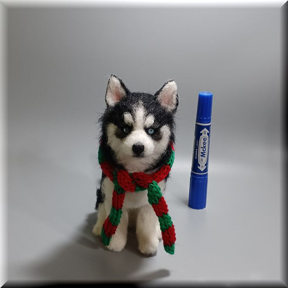 羊毛フェルト　犬　シベリアンハスキー　いぬ　イヌ　犬フィギュア　クリスマス 3枚目の画像