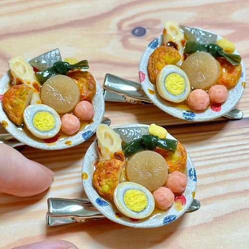 しみしみおでんのブローチ ブローチ はらぺこ文鳥 通販｜Creema 