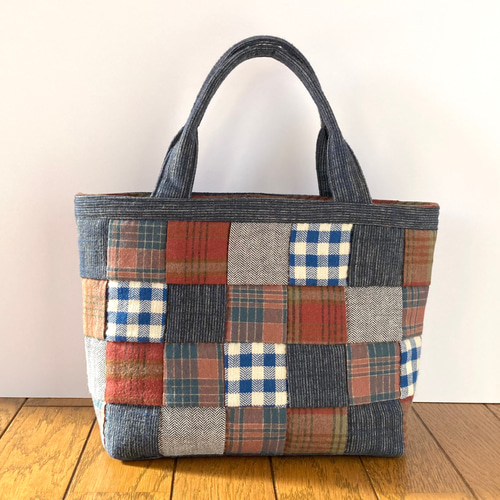 ミニパッチワークキルトバッグ トートバッグ lilla＊ 通販