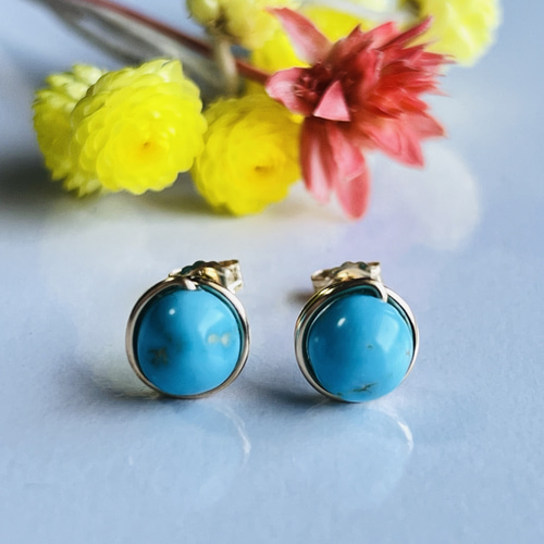 ターコイズ 1粒ピアス 14kgf スリーピングビューティー 誕生石 12月