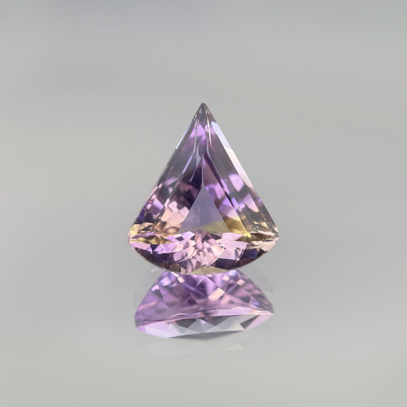 ソ付 アメトリン 3.270ct ルース 変形トリリアント 7枚目の画像